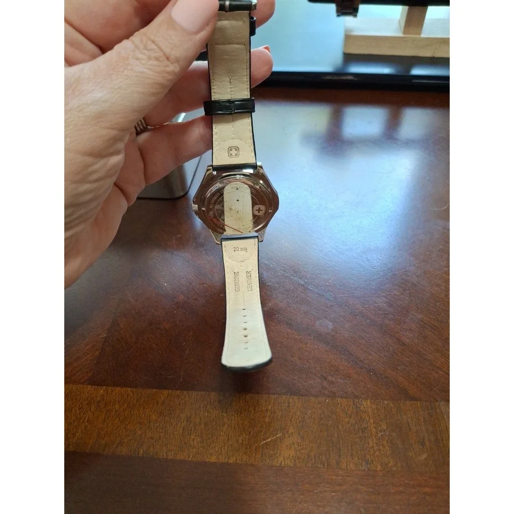 Mens Wenger SAK Swiss Made Silvertone Watch.Music City Bowl Commemorative/Logo.